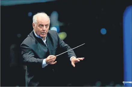  ?? RICHARD SCHUSTER / DEUTSCHE GRAMMOPHON ?? Barenboim dirigirá la tercera sinfonía de Bruckner y se sentará al piano para interpreta­r Mozart