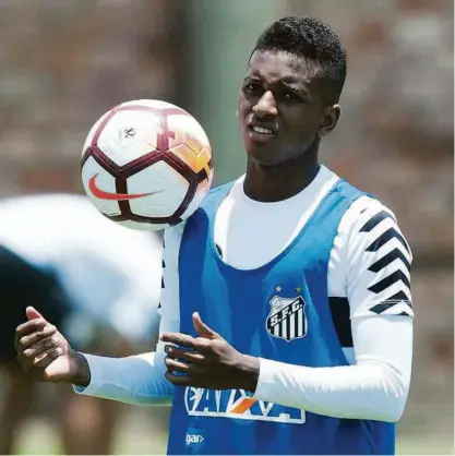  ?? Ivan Storti - 28.fev.18/santos FC ?? O atacante Rodrygo é uma das armas do Santos no duelo com o Botafogo; jovem de 17 anos perdeu uma chance clara na partida de ida das quartas de final, em Ribeirão Preto, e disse que está “devendo um gol”