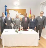  ?? F.E ?? El acuerdo fue firmado en presencia del embajador Juan Bolívar Díaz.
