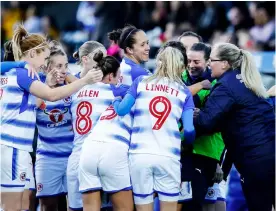  ??  ?? Reading celebrate their late equaliser