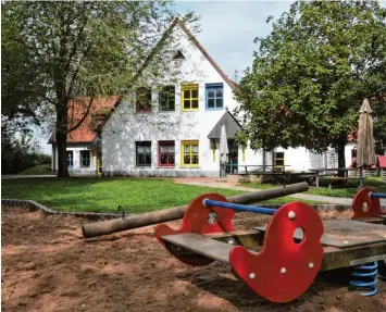  ?? Foto: Andreas Lode ?? Das Gebäude des Kindergart­ens am Reiterweg in Stadtberge­n soll erweitert werden. Damit soll Platz für zwei weitere Gruppen der Kinderkrip­pe entstehen.