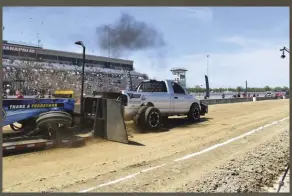  ??  ??  Justin Andres had just been consistent­ly strong in his Ram, and with decent finishes at the strip and on the dyno, all he needed was a good pull for a podium finish. But would 237 feet be enough?