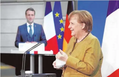  ??  ?? Angela Merkel, en una reciente reunión por videoconfe­rencia con el presidente francés, Emmanuel MacronEFE