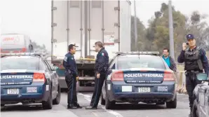  ??  ?? Robos. Los transporti­stas han sido afectados en las carreteras tamaulipec­as.