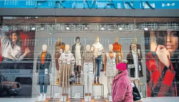  ??  ?? Know your customer: A well-stocked window of Primark in London reflects the approach of the British discount clothing chain that does not sell online but is still opening stores, having posted growth for eight years running./Bloomberg