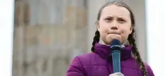  ?? Foto: Kay Nietfeld, dpa ?? So kennt die Welt Klimaaktiv­istin Greta Thunberg: ernst und entschiede­n. Wie hier auf der „Fridays for Future“-Demo am letzten Freitag in Berlin.