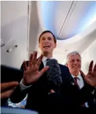  ?? AFP ?? Los asesores presidenci­ales de EE. UU. Jared Kushner y Robert O’brien iban en el vuelo.