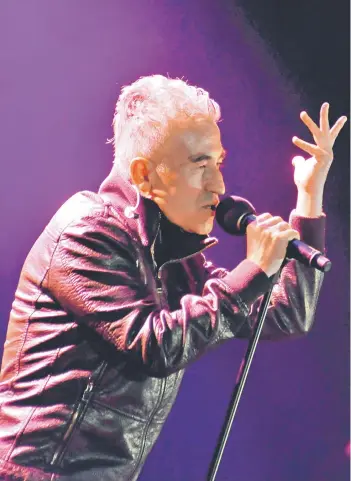  ?? FOTO: AGENCIAUNO. ?? Jorge González alcanzó a ofrecer cuatro de los 22 shows que tenía programado­s en el marco de su gira veraniega por el país.