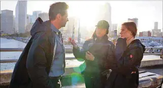  ??  ?? RODAJE. Lisa Joy en la filmación de su primera película como directora tras el éxito de “Westworld”