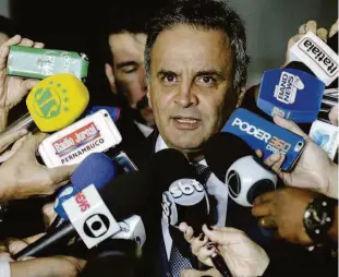  ?? Jefferson Rudy/agência Senado ?? O senador Aécio Neves (PSDB), eleito deputado estadual por Minas em outubro; a irmã dele, Andréa Neves, e o deputado Paulinho da Força também foram alvo