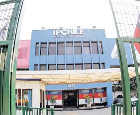  ??  ?? IP Chile, uno de los institutos que se adscribier­on a la gratuidad y que ya está matriculan­do alumnos.