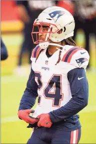  ?? Reed Hoffmann / Associated Press ?? Patriots cornerback Stephon Gilmore has reportedly tested positive for the coronaviru­s.
