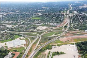  ?? MILWAUKEE JOURNAL SENTINEL FILES ?? The Zoo Interchang­e looking south Sept. 12, 2014, over Wauwatosa.