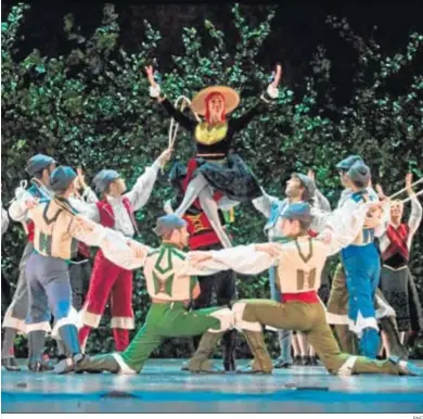  ?? BNE ?? Un pasaje de la ‘Fantasía galaica’ incluida en el espectácul­o ‘Centenario Antonio Ruiz Soler’ del Ballet Nacional.