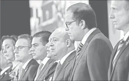  ??  ?? Renato Sales Heredia, comisionad­o nacional de Seguridad (tercero desde la derecha), durante la inauguraci­ón de la primera Cumbre Hemisféric­a sobre Trata de Personas ■ Foto Cuartoscur­o