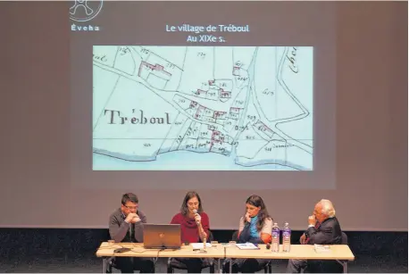  ??  ?? La conférence était présidée par Robert de Leotoing d’Anjony, en présence de 3 scientifiq­ues : Angélique Marty, Isabelle Pignot et Nicolas Saulière.