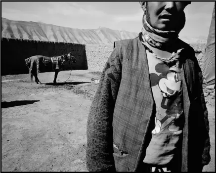  ??  ?? Province de Bamiyan, centre de l’afghanista­n, avril 2004.