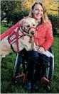  ?? CHRIS SLAVIN/TNS ?? Slavin and Earle. Some states are mulling a crackdown on fake service dogs.