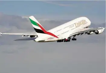  ?? EMIRATES ?? Von wahrer Größe: 57 A380 von Emirates steuern derzeit rund 35 Destinatio­nenweltwei­t an