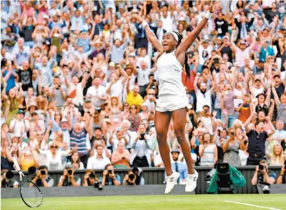  ?? EFE ?? Luego de ver que la pelota salió, Coco Gauff saltó de alegría.