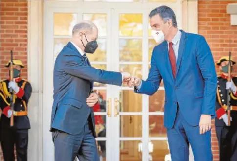  ?? // EP ?? Pedro Sánchez y Olaf Scholz, ayer en el Palacio de la Moncloa