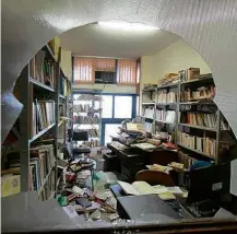  ?? Ashlley Melo/JC Imagem ?? Sala da UFPE depredada após ocupação feita por alunos