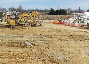  ??  ?? Quelque 65000 m2 de bâtiments seront construits le long du périphériq­ue.