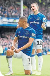  ??  ?? Richarliso­n (left) and Bernard celebrate an Everton goal