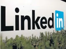  ?? ROBERT GALBRAITH/ REUTERS ?? Investigaç­ão. LinkedIn admitiu prática e pediu desculpas