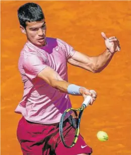  ?? Foto: Efe ?? Alcaraz, en su duelo de primera ronda en Madrid.