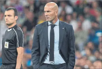  ??  ?? Zinedine Zidane valoró positivame­nte el resultado ante el Espanyol