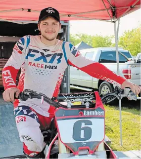  ?? BERND FRANKE TORSTAR ?? Dustin Lambert, 23, of Welland is in his second season racing motorcycle­s in the Expert class at Welland County Speedway.