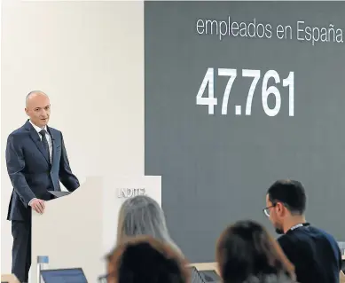  ?? KIKO DELGADO/EFE ?? El consejero delegado de Inditex, Óscar García Maceiras, ayer en rueda de prensa.