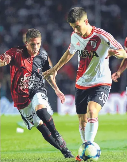  ?? (FOTOBAIRES) ?? Paridad. Con sus respectiva­s clasificac­iones aseguradas, Colón y River jugaron un partido tranquilo.