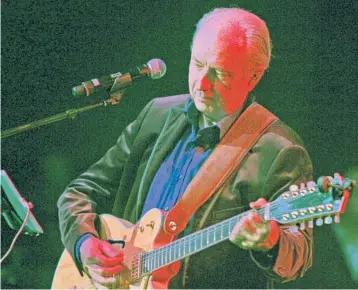  ?? DON BARTLETTI/LOS ANGELES TIMES ?? Mike Nesmith, of The Monkees, during a 2012 rehearsal concert in Escondido, California.