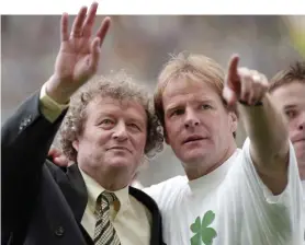  ??  ?? Couple of swells: MacLeod was assistant manager to Wim Jansen (left)