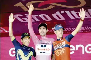  ??  ?? Tom Dumoulin ganó el centenario del Giro, pero Quintana se robó el corazón de los colombiano­s y los amantes del ciclismo.