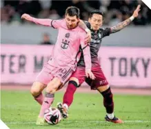  ?? FOTO: AFP ?? Lionel Messi vio acción los últimos 30 minutos del amistoso ante el Kobe.