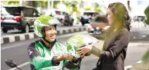  ??  ?? INDONESIAN motorbike-hailing start-up Go-Jek is planning to enter the Philippine­s.