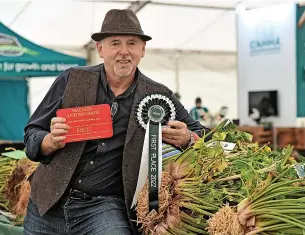  ?? ?? Graham Barratt with his award winning celery