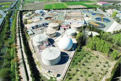  ??  ?? La biofactorí­a Sur de Granada es un ejemplo de la apuesta por las infraestru­cturas verdes para la transición ecológica