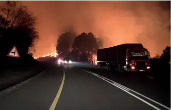  ?? ?? The 2017 Knysna Fires were the most devastatin­g natural disaster in SA history.