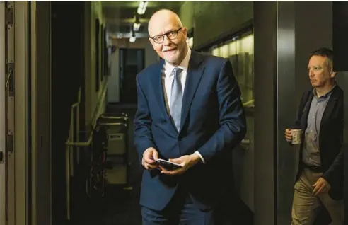  ?? ARMANDO L. SANCHEZ/ TRIBUNE ?? Mayoral candidate Paul Vallas heads to a news conference after a debate with opponent Brandon Johnson at WGN-Ch. 9 studios on Tuesday.