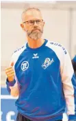  ?? FOTO: GÜNTER KRAM ?? Trainer Michael Warm ist mit dem Saisonstar­t der VfB-Volleyball­er zufrieden.