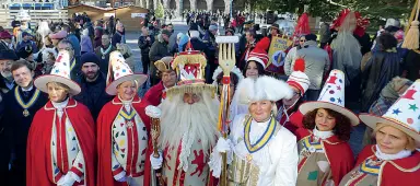  ??  ?? La festa
Già da domani si parte con le tantissime iniziative legate al Carnevale veronese: dopo la posa della prima pietrà della statua del Papà del Gnoco, al via le sfilate