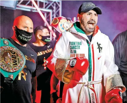  ?? CORTESÍA TOP RANK ?? El mexicoesta­dunidense es campeón superliger­o del CMB y de la OMB.