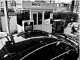  ?? JEFF MARTIN/AP ?? A Hertz rental car approaches a biometric scanner at Hartsfield-Jackson Atlanta Internatio­nal Airport in Atlanta.