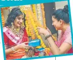  ??  ?? Charu Asopa with sister-inlaw, actor Sushmita Sen