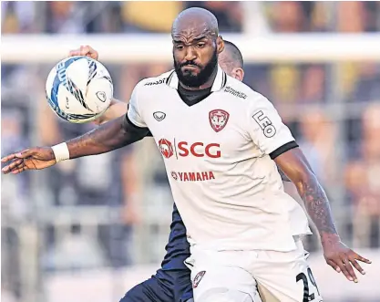  ??  ?? Muang Thong United defender Celio in action against Pattaya.