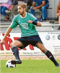  ?? Foto: Roland Geier ?? Stellt sich in der kommenden Saison der Herausford­erung Landesliga beim FC Ehe‰ kirchen: Max Seitle vom SV Karlshuld.